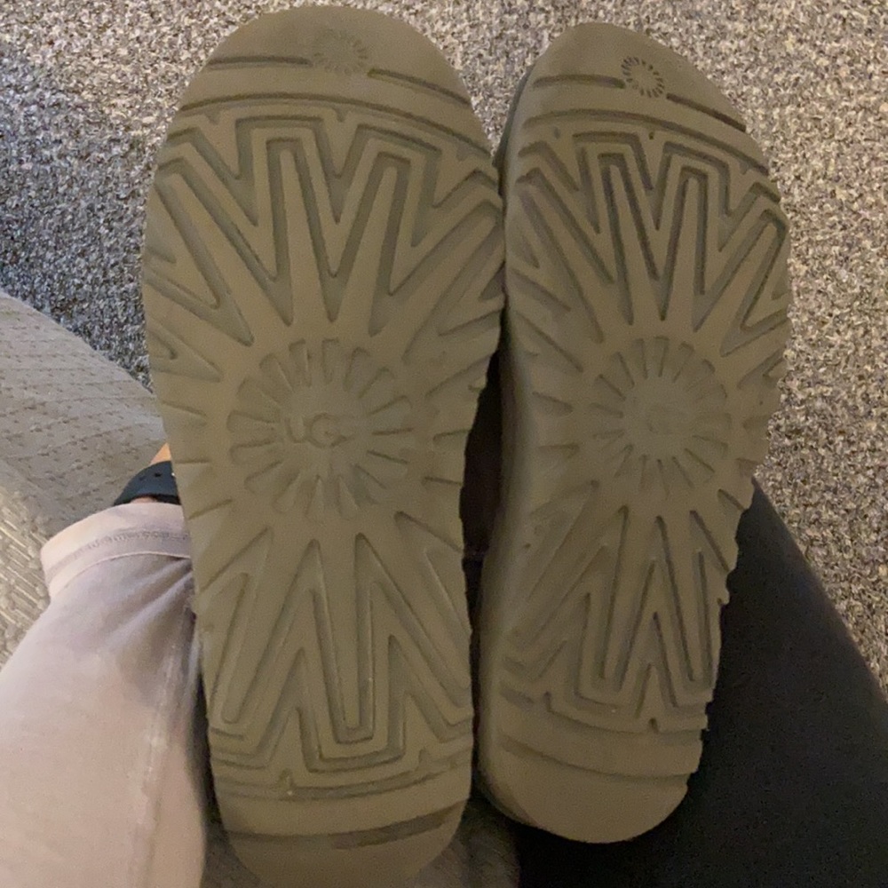 UGG women’s classic short II boots - Picture 5 of 5